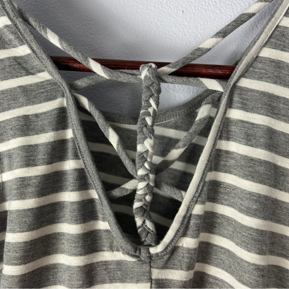 2040 Apparel grey striped tank top - Picture 4 of 4
